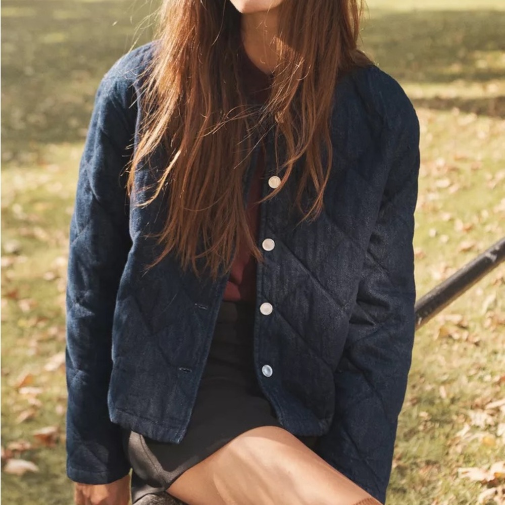 NWT Zara Quilted Denim Jacket in Blue - Small